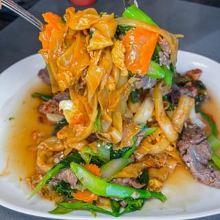 #14) Me-Ka-Tang Noodle
